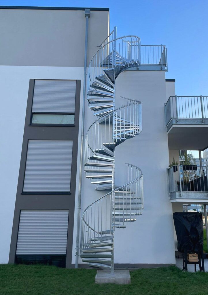 Outdoor Spiral Staircase Hot-dip Galvanized Heavy Duty upto 11.84m Height 2.25m Diameter